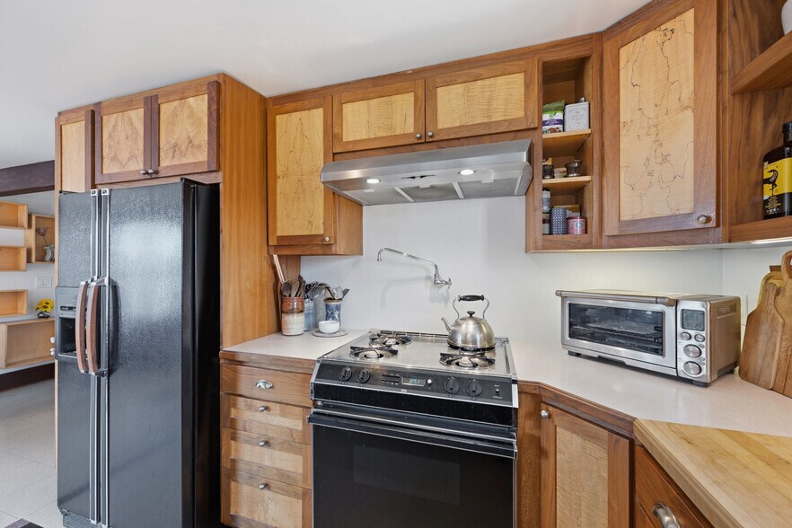 More Photos Of 2606 Westwood Dr, Nashville Light Distribution For Sale