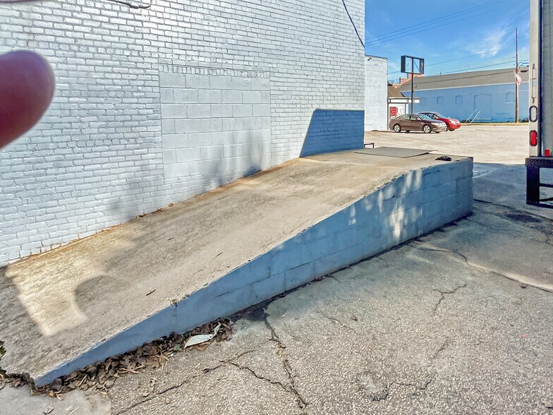 More Photos Of 102 Nash st, Spring Hope General Retail For Sale