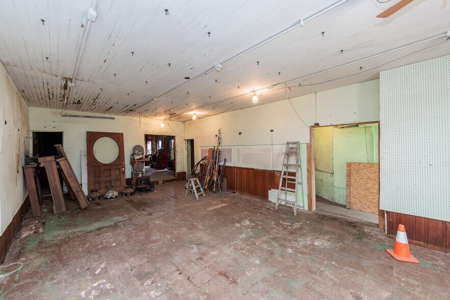 More Photos Of 4134-4136 Lorain Ave, Cleveland Storefront Retail Residential For Sale