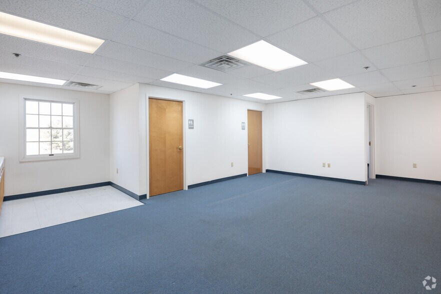 More Photos Of 2288 2nd Street Pike, Newtown Office For Lease