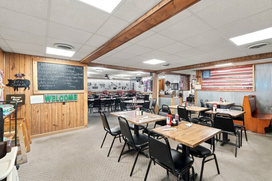 More Photos Of 4264 Murray Hwy, Hardin Restaurant For Sale