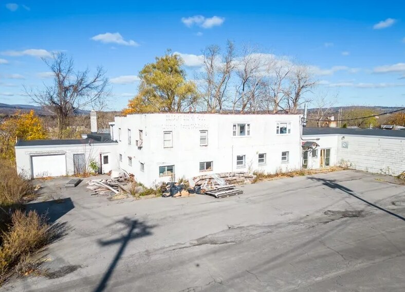More Photos Of 166 Summit St, Mohawk Warehouse For Sale