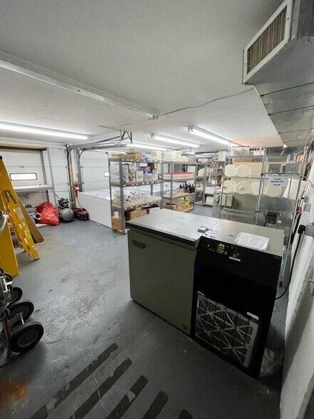 More Photos Of 53 Richboynton Rd, Dover Manufacturing For Lease