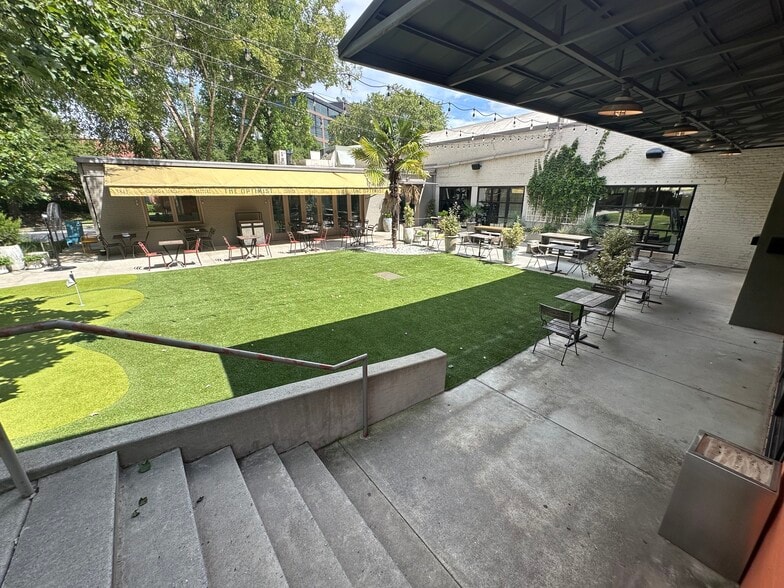 More Photos Of 930 Howell Mill Rd NW, Atlanta Apartments For Lease