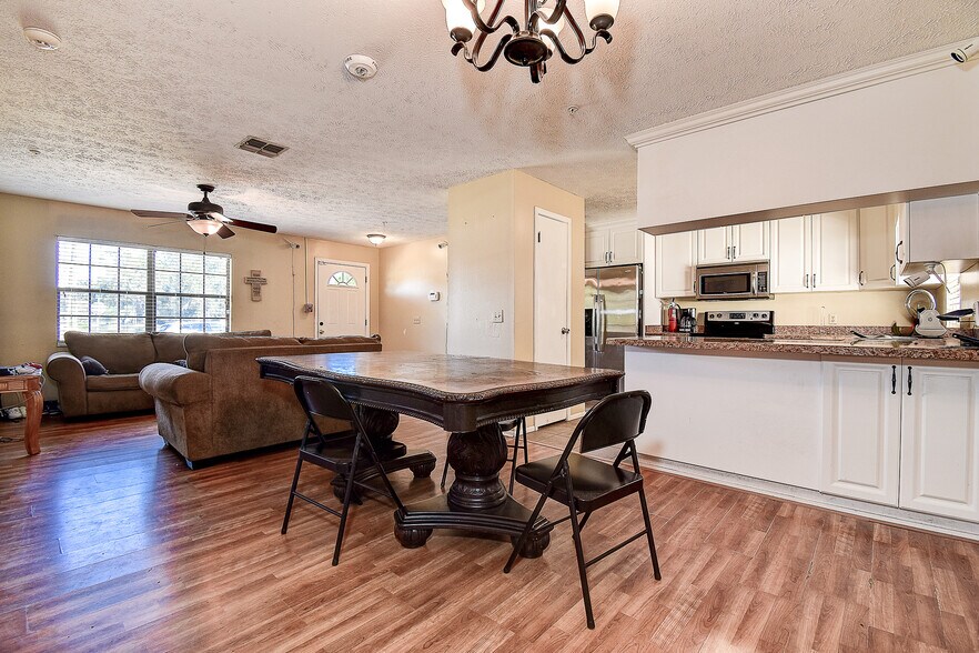 More Photos Of 11425 Sun Rd, Dade City Healthcare For Sale