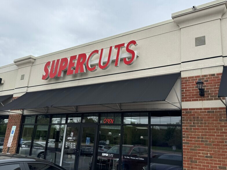More Photos Of 3211 Schoenersville Rd, Bethlehem Freestanding For Lease