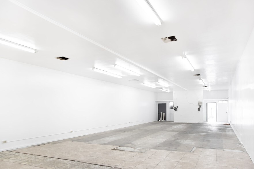 More Photos Of 5760 W Pico Blvd, Los Angeles Storefront Retail Office For Sale