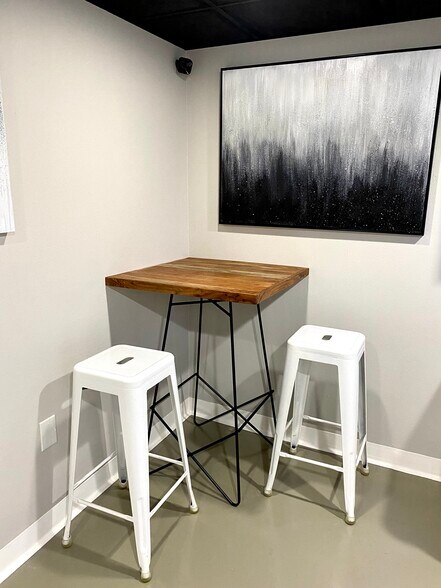 More Photos Of 777 S Palm Ave, Sarasota Coworking Space