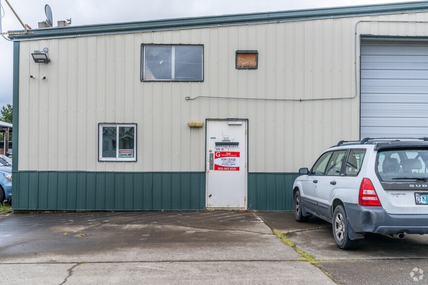 More Photos Of 3220 Pringle Rd SE, Salem Warehouse For Sale