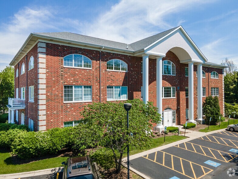 Primary Photo Of 20646 S Abbey Wood Ct, Frankfort Office For Sale