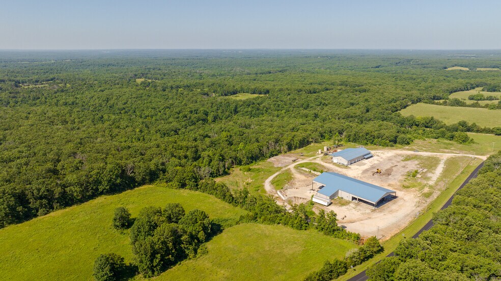More Photos Of 1975 State Road NN, Climax Springs Warehouse For Sale