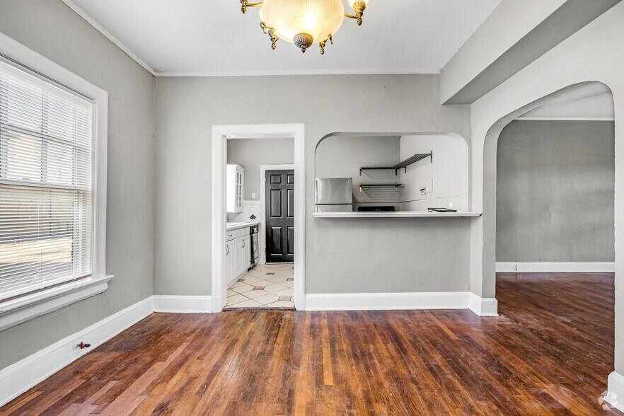 More Photos Of 4425 Swiss Ave, Dallas Apartments For Sale