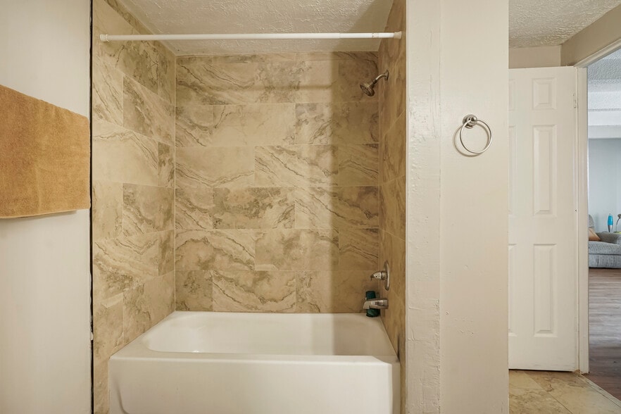 More Photos Of 7300-7310 W 10th Ave, Lakewood Apartments For Sale