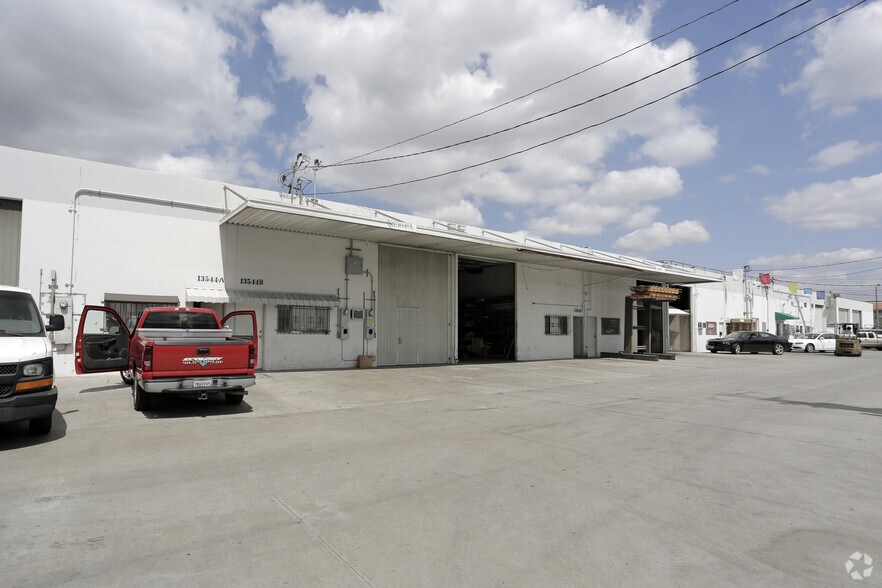 More Photos Of 13534-13544 Imperial Hwy, Santa Fe Springs Unknown For Lease