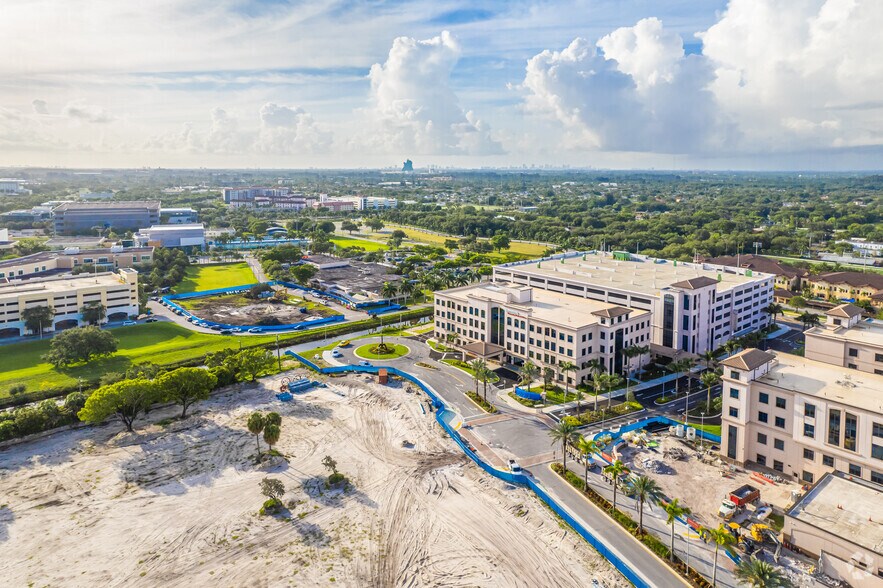 More Photos Of 7630 SW 34th Manor, Davie Medical For Lease