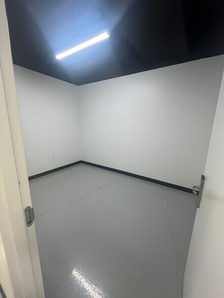 More Photos Of 309 Plus Park Blvd, Nashville Loft Creative Space For Lease