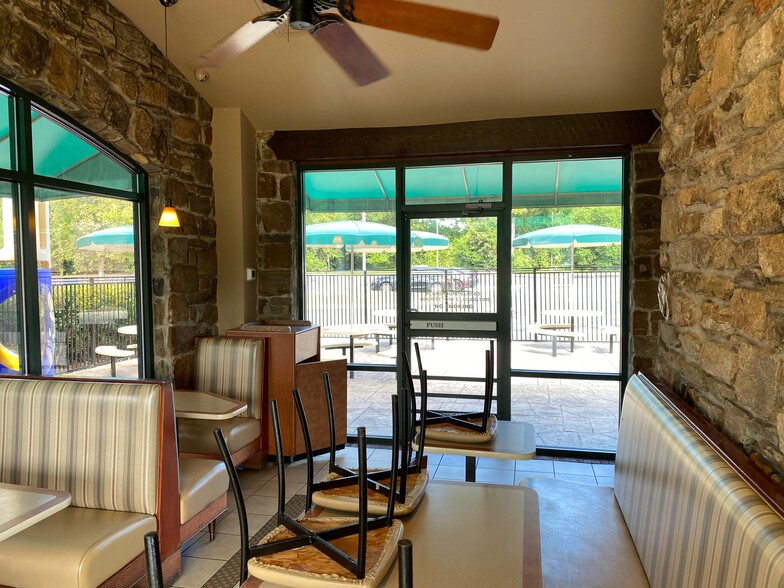 More Photos Of 2033 Wynnton Rd, Columbus Restaurant For Sale