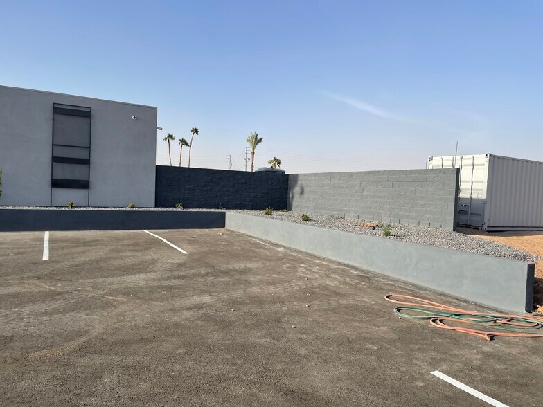 More Photos Of 2150 N Pinal Ave, Casa Grande Freestanding For Sale