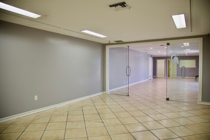 More Photos Of 2112 Santa Anita Ave, South El Monte Warehouse For Lease