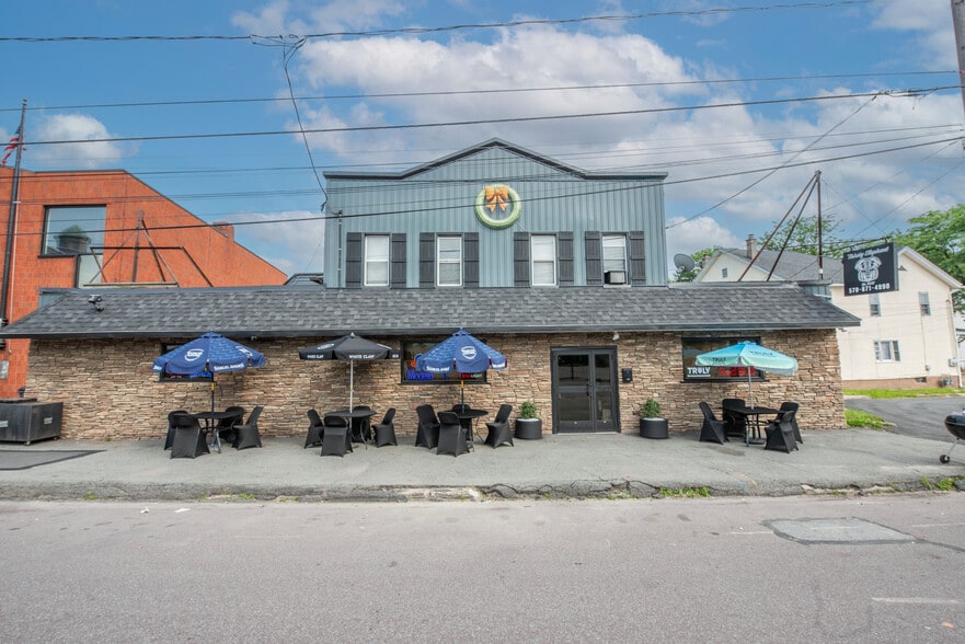Primary Photo Of 932 Wyoming Ave, Scranton Bar For Sale