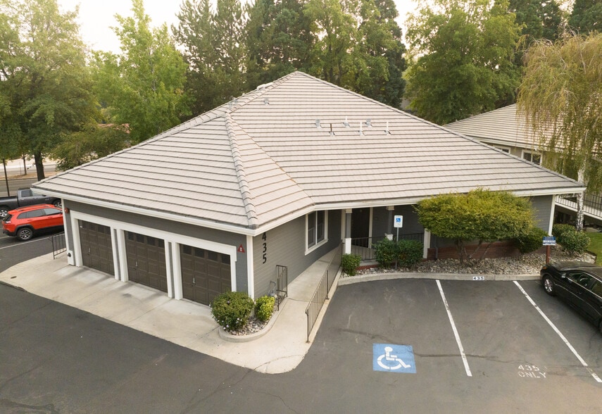 More Photos Of 435 W Plumb Ln, Reno Office For Sale