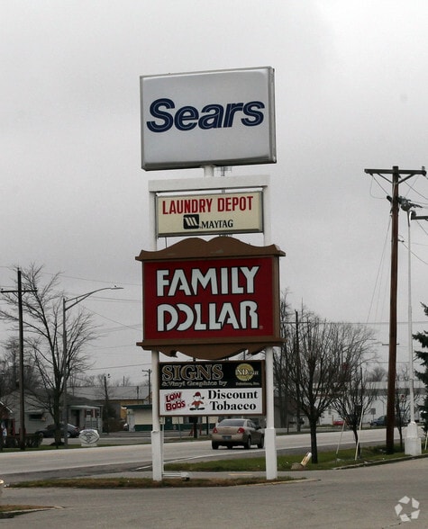 More Photos Of 1244 W Main St, Greenfield General Retail For Sale