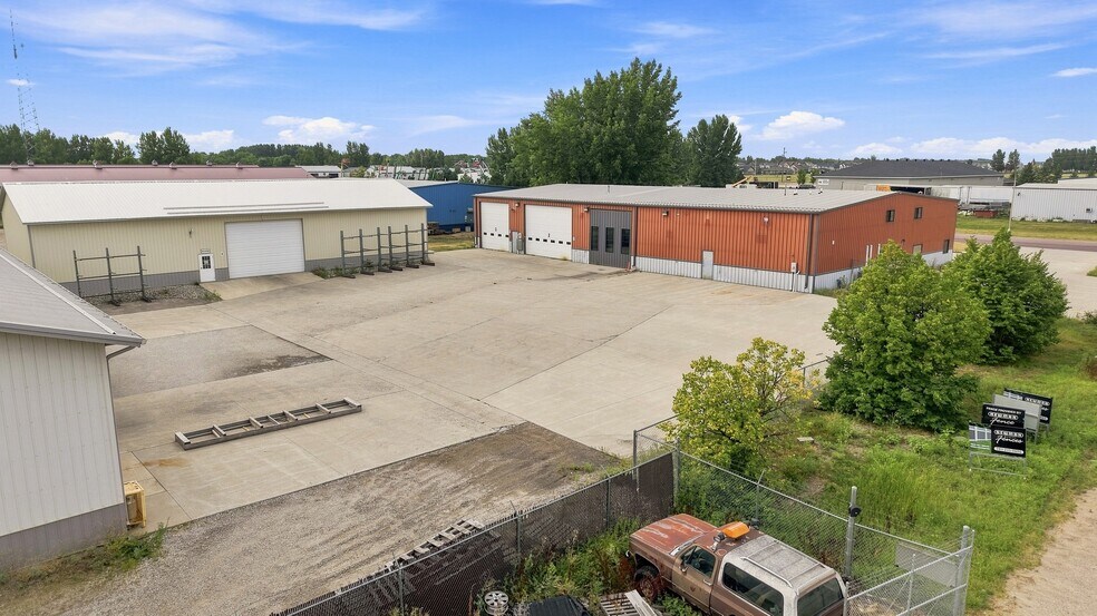 More Photos Of 5936 53rd Ave, Fargo Warehouse For Sale