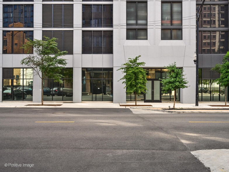 More Photos Of 435 W Erie St, Chicago Apartments For Sale