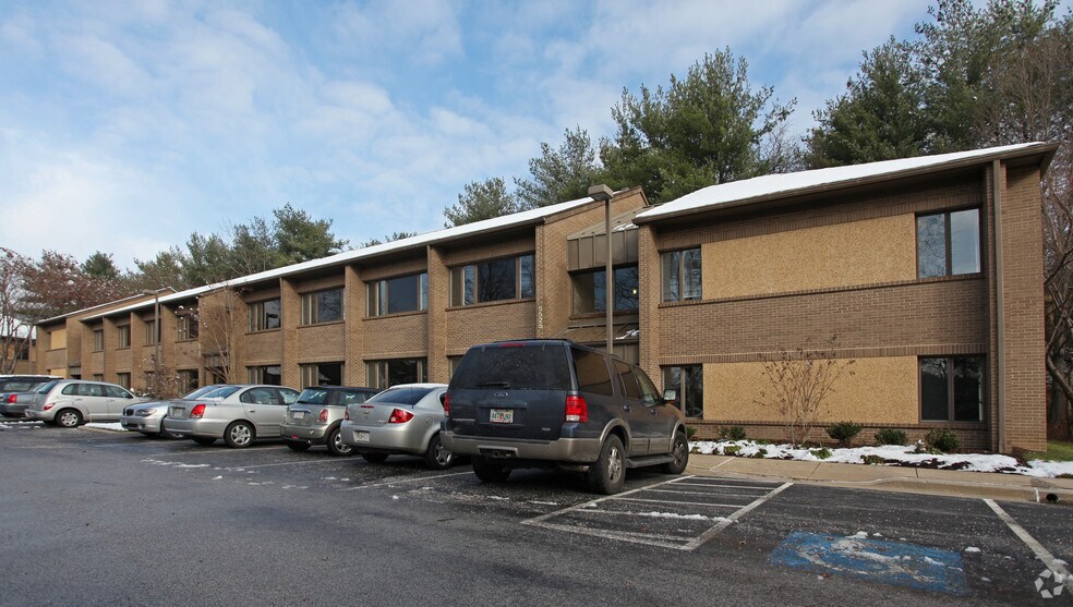 More Photos Of 5525 Twin Knolls Rd, Columbia Office For Sale