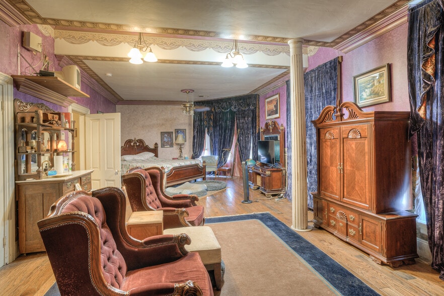 More Photos Of 2109 Robinson St, Oroville Specialty For Sale