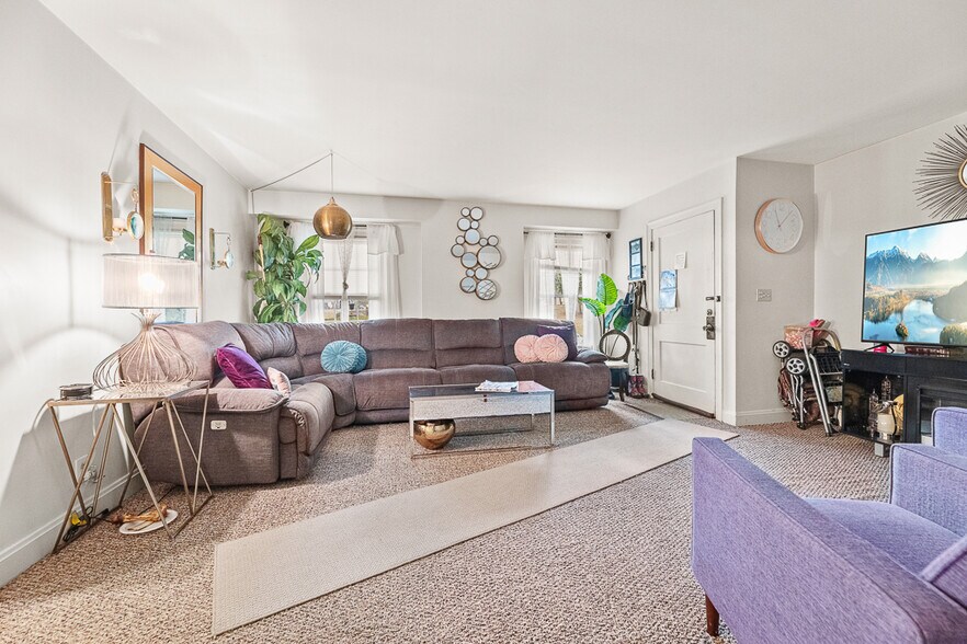 More Photos Of 203 Glamorgan St, Alliance Apartments For Sale