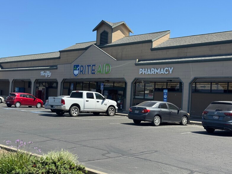 More Photos Of 1021 Bridge St, Colusa Storefront For Lease