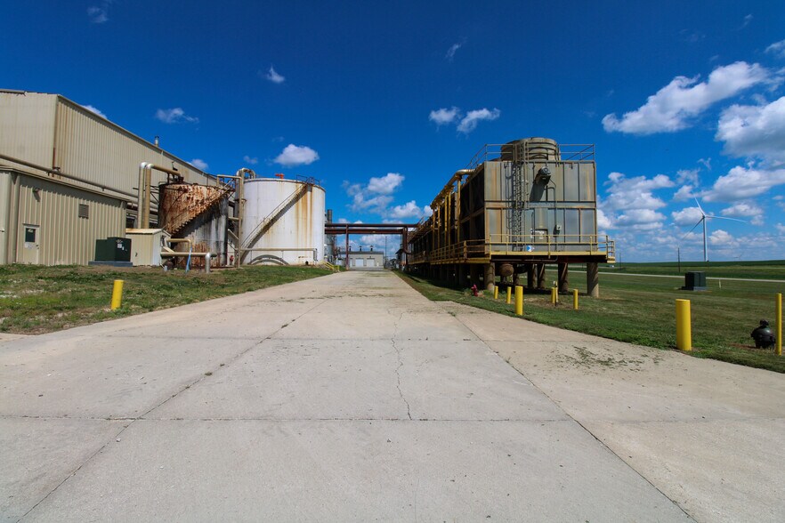 More Photos Of 6059 159th St, Galva Food Processing For Sale