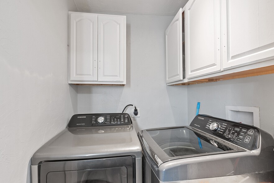 More Photos Of 36-38 Houghton St, Worcester Apartments For Sale