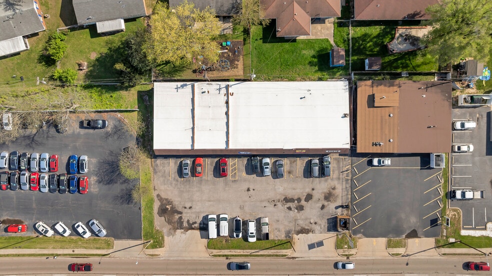 More Photos Of 10234 Lincoln Trl, Fairview Heights General Retail For Sale