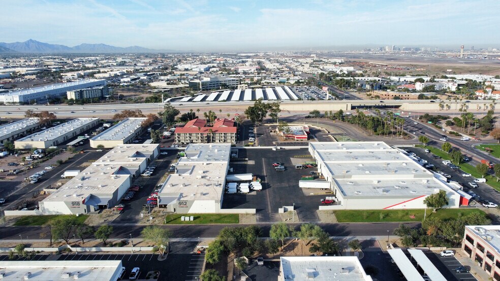 More Photos Of 912 S Park Ln, Tempe Unknown For Lease