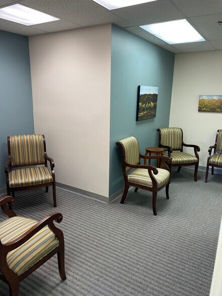 More Photos Of 1842 Beacon St, Brookline Medical For Sale