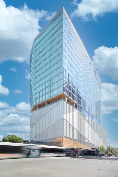 More Photos Of 110 East Blvd, Charlotte Office For Lease