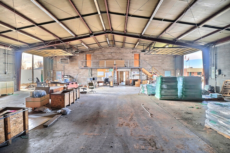 More Photos Of 1100 Denver Ave, Fort Lupton Manufacturing For Sale