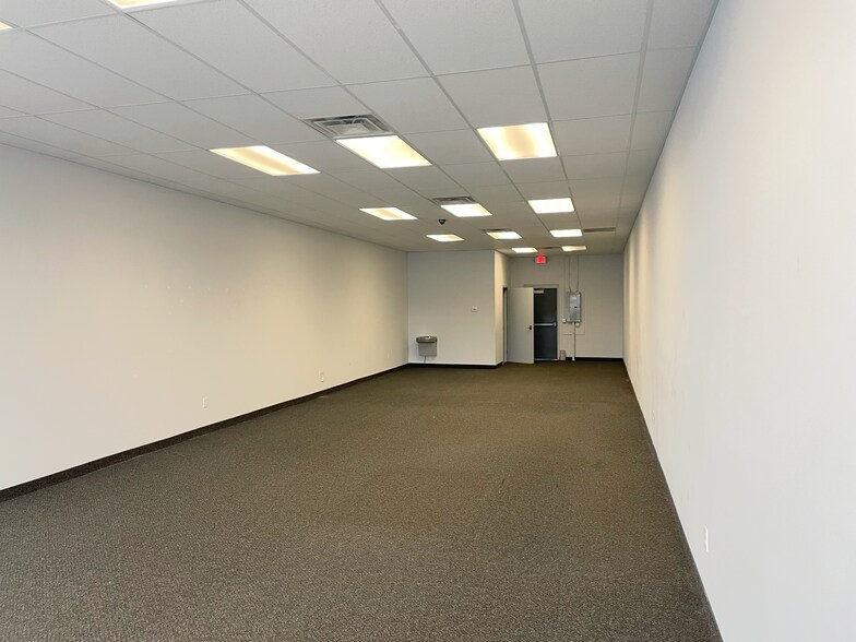 More Photos Of 4643 Alpine Ave NW, Comstock Park Unknown For Lease