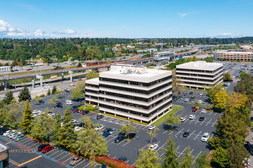 More Photos Of 115 NE 100th St, Seattle Unknown For Lease