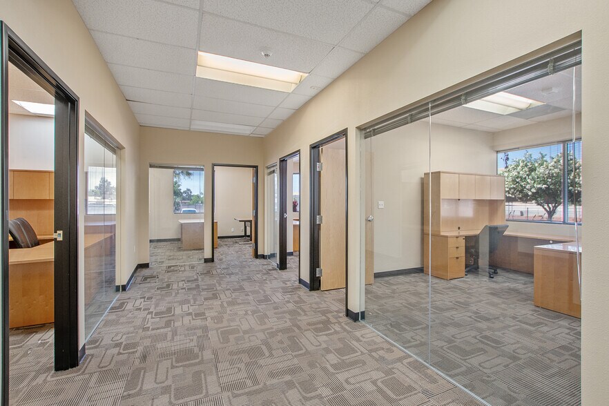 More Photos Of 19601 N Black Canyon Hwy, Phoenix Loft Creative Space For Lease