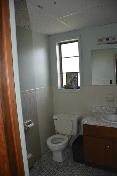 More Photos Of 63 Railroad Ave, Wallkill Warehouse For Lease