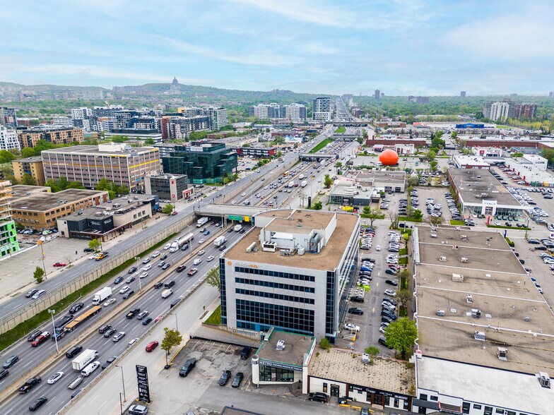 More Photos Of 8000 Boul Décarie, Montréal Office For Lease