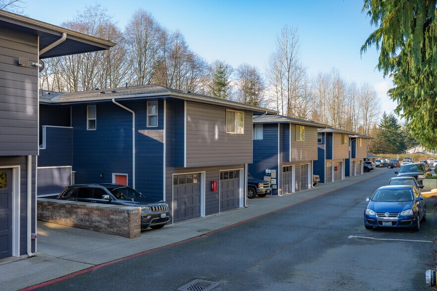 More Photos Of 21125 81st Dr NE, Arlington Apartments For Sale