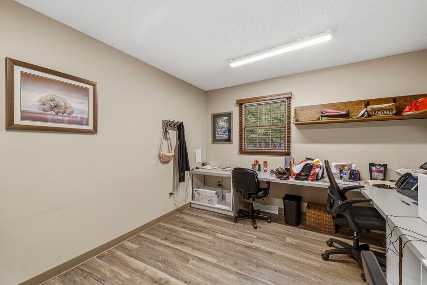More Photos Of 690 Davison Rd, Lockport Office For Sale