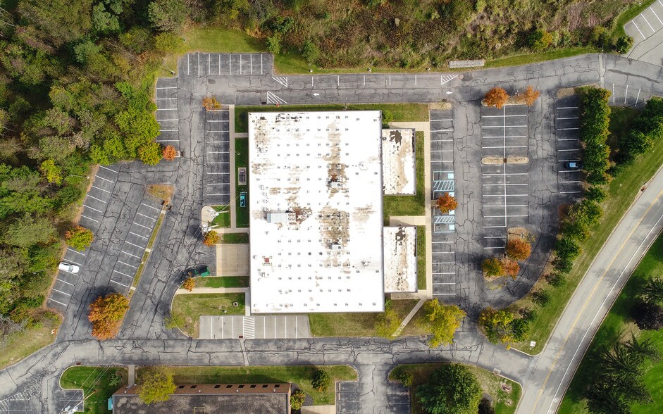 More Photos Of 267-271 Kappa Dr, Pittsburgh Research And Development For Lease