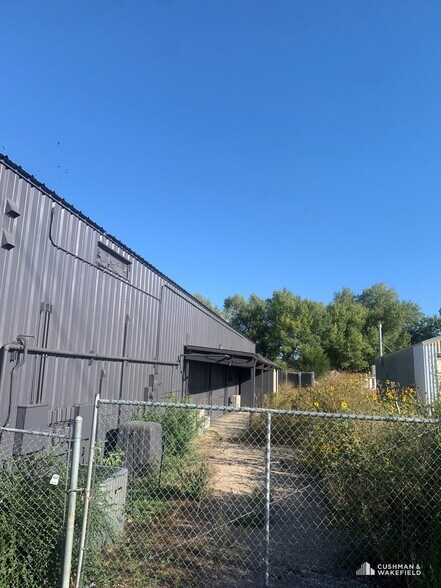 More Photos Of 500 E Vine Dr, Fort Collins Warehouse For Lease