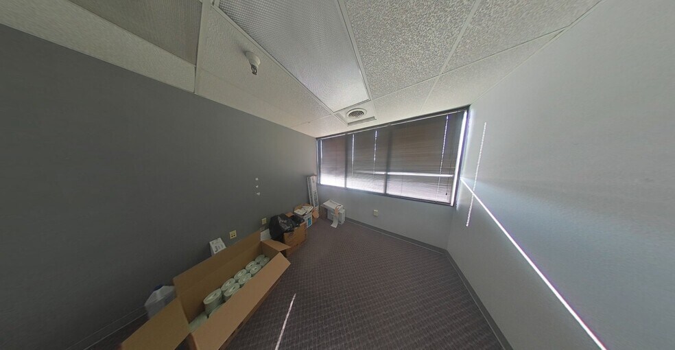 More Photos Of 1501 El Camino Ave, Sacramento Office Residential For Lease