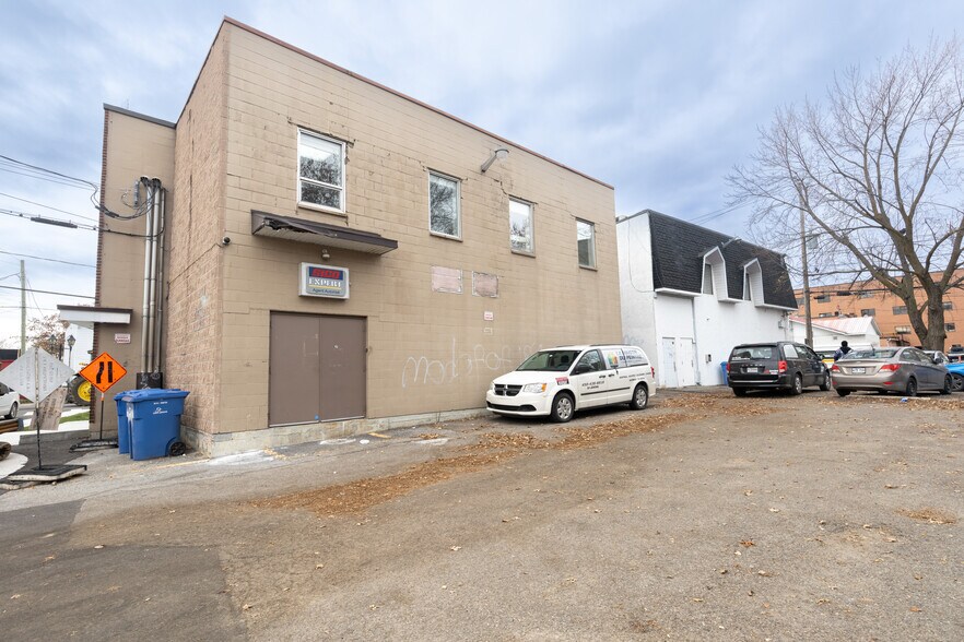 More Photos Of 169-175 St Saint-Georges, St-Jérôme Storefront Retail Office For Sale